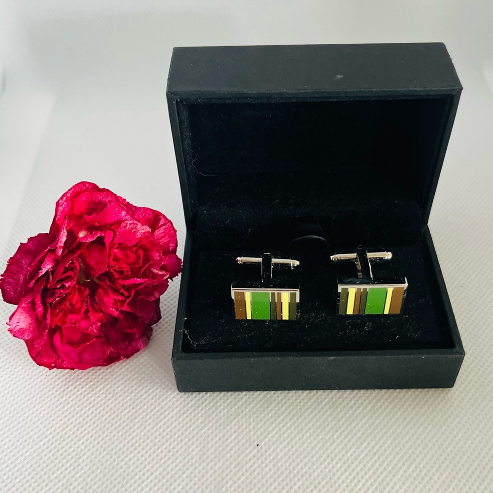 Vintage Banana Republic Unisex Cufflinks - Never Worn!